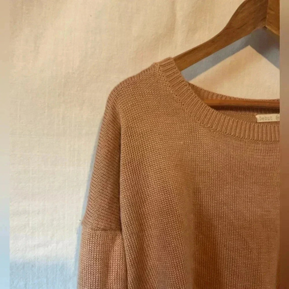 DEBUT Woman’s holy long sleeves knit sweater top shirt SMALL MEDIUM 
BACK SEXY - Picture 4 of 4